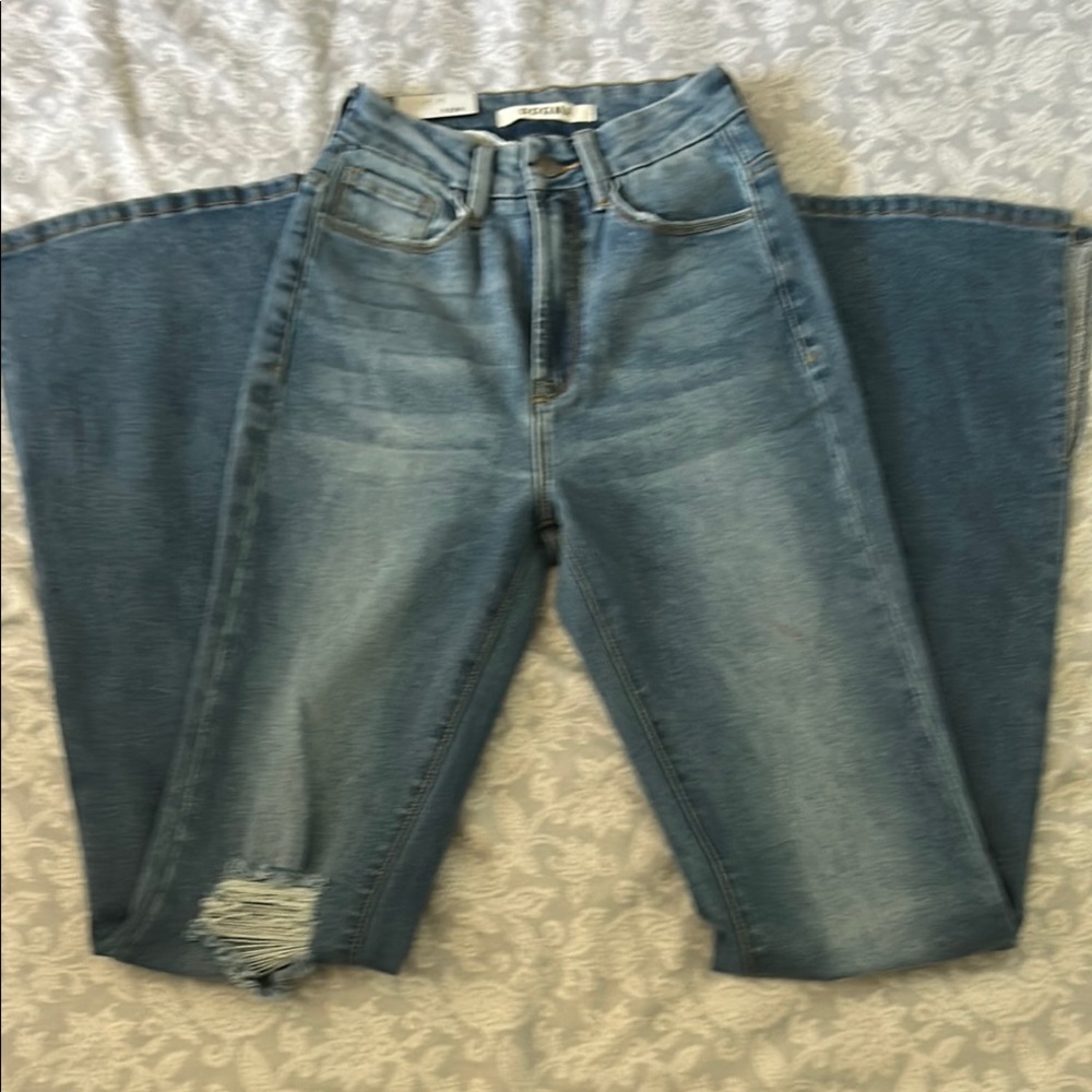 Trendy Blue Flare Jeans - Picture 6 of 12